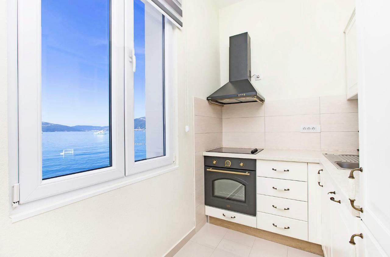 Apartments Isja Tivat Extérieur photo