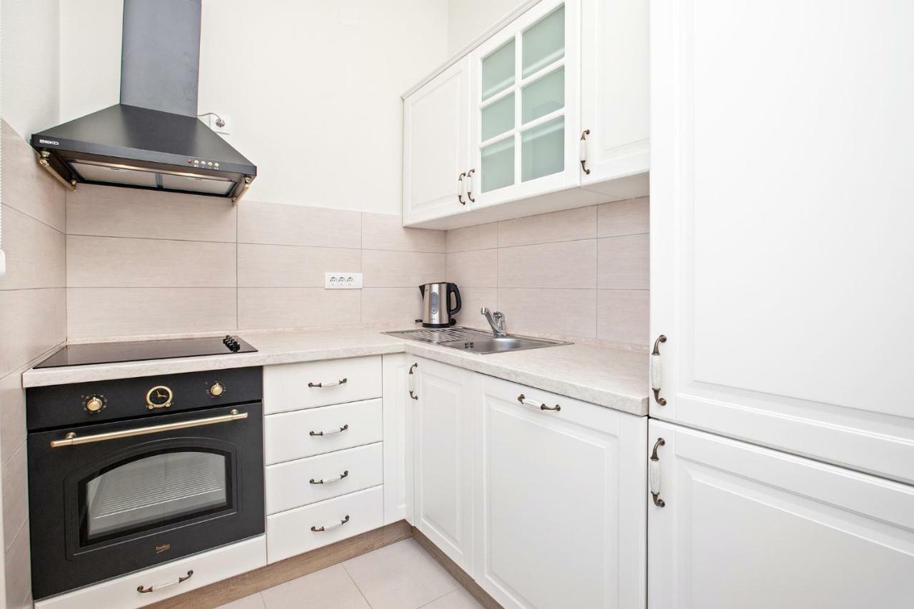 Apartments Isja Tivat Extérieur photo