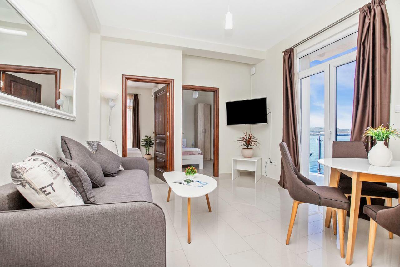 Apartments Isja Tivat Extérieur photo