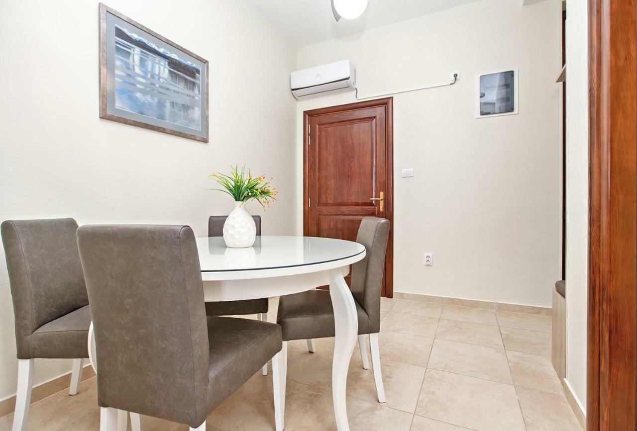 Apartments Isja Tivat Extérieur photo
