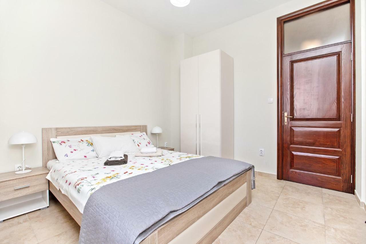 Apartments Isja Tivat Extérieur photo